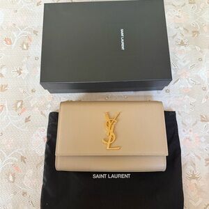 Brand New: YSL Kate Small in Grain De Poudre Embossed Leather